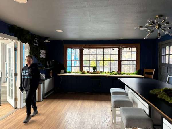 Emporium 37 room to rent